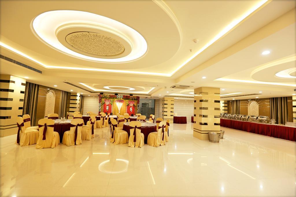 Hotel Sitara Grand Miyapur Haydarabad Dış mekan fotoğraf