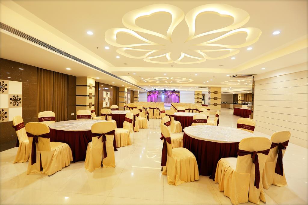 Hotel Sitara Grand Miyapur Haydarabad Dış mekan fotoğraf
