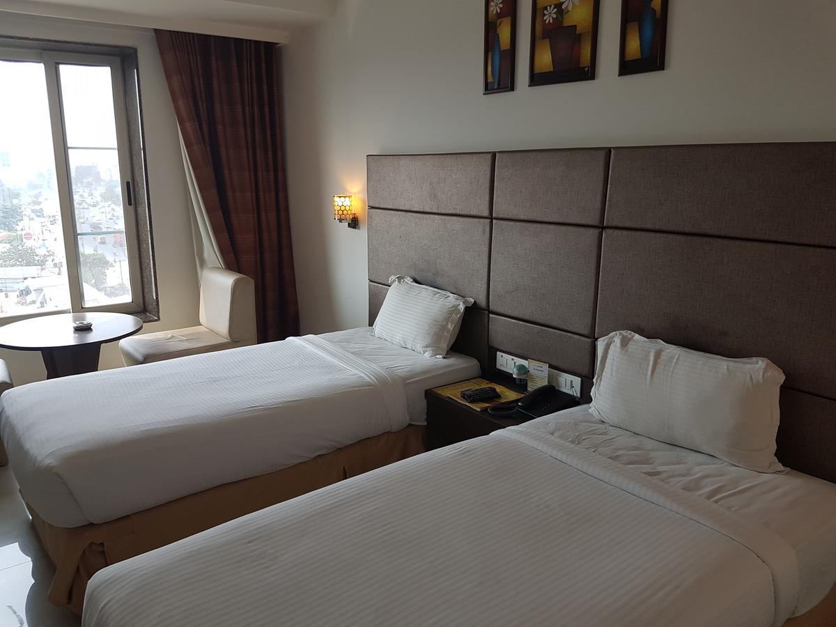 Hotel Sitara Grand Miyapur Haydarabad Dış mekan fotoğraf